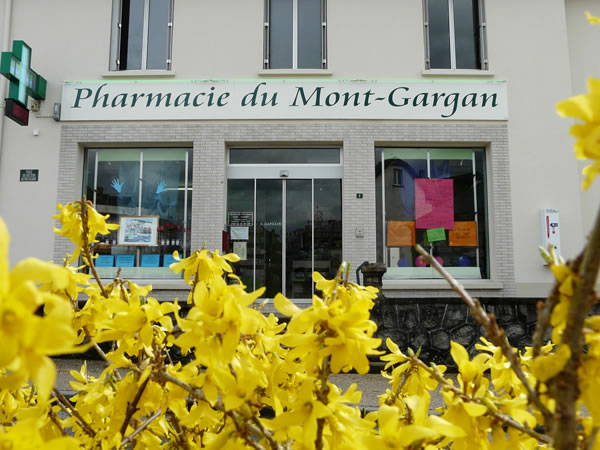 Façade de la Pharmacie Mont Gargan